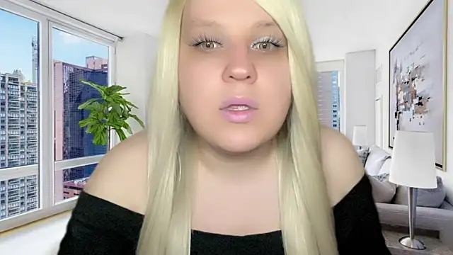 Snapshot of camsmiley chatting on February 28, 6:21 am camsmiley online show from February 28, 6:21 am