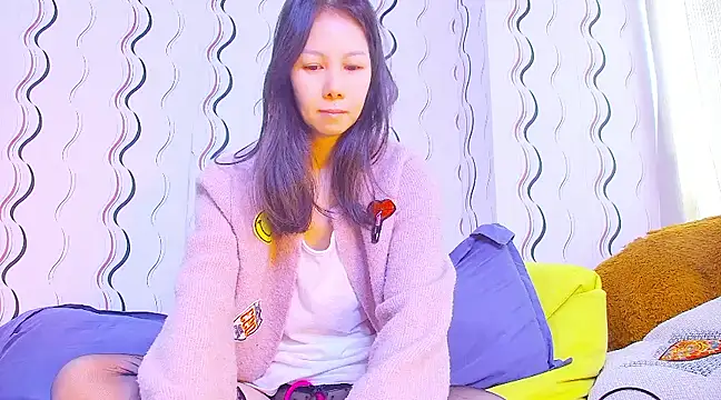 Snapshot of Asiannina chatting on December 30, 3:03 am Asiannina online show from December 30, 3:03 am