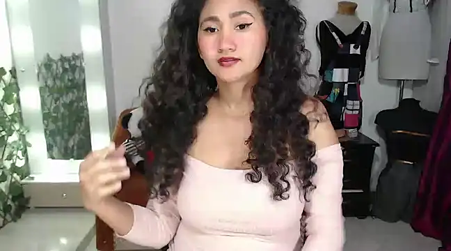 Snapshot of Petite_schoolgirlx chatting on March 18, 2:08 am Petite schoolgirlx online show from March 18, 2:08 am