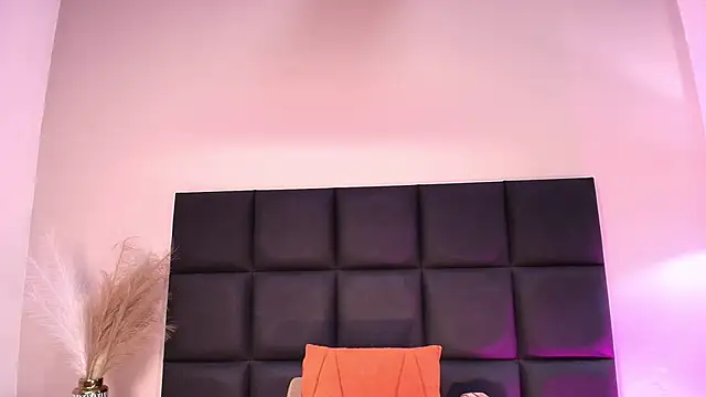 JupiteFox online show from May 14, 11:46 pm