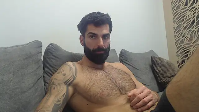 Verycutex online show from November 15, 8:35 pm