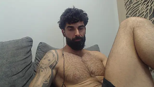 Verycutex online show from February 13, 8:20 pm