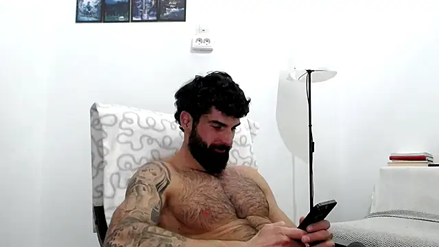 Verycutex online show from February 25, 7:03 pm