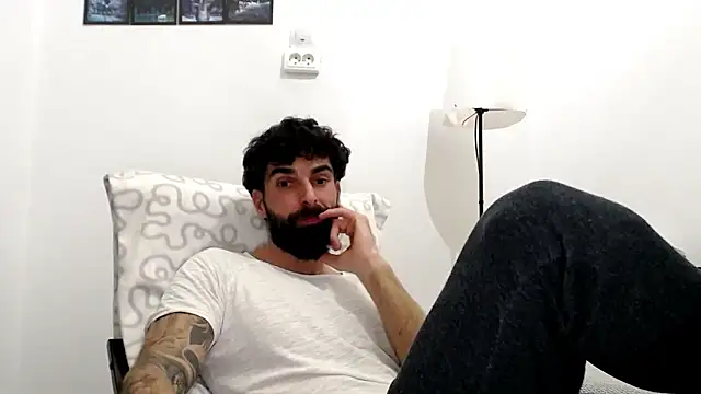 Verycutex online show from February 20, 8:22 pm