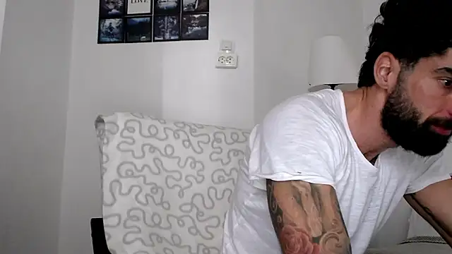 Verycutex online show from March 6, 8:09 am