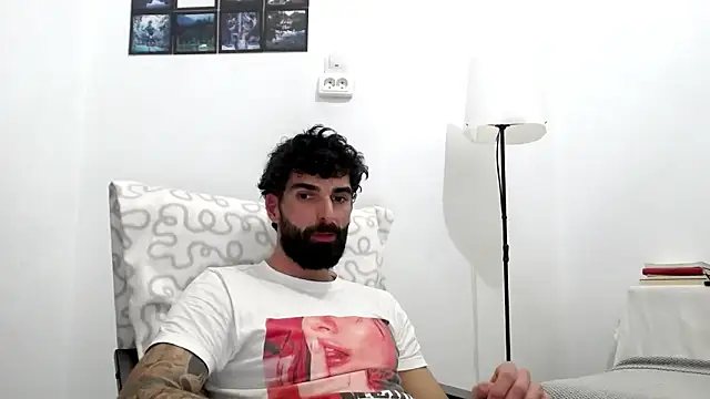 Verycutex online show from March 9, 3:59 pm