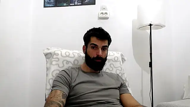 Verycutex online show from November 20, 8:20 pm