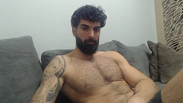 Verycutex online show from February 15, 9:25 pm