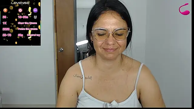 selena ferri online show from February 6, 12:50 am