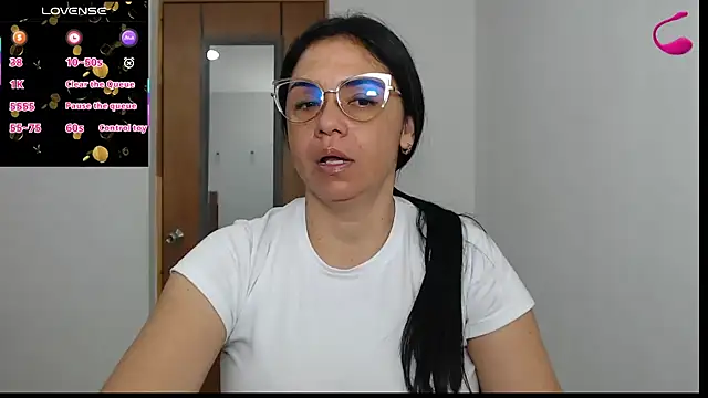 selena ferri online show from February 5, 12:06 am