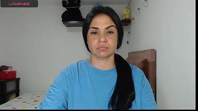 Snapshot of selena_ferri chatting on November 13, 1:20 am selena ferri online show from November 13, 1:20 am