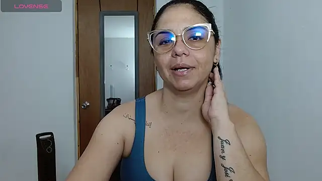 selena ferri online show from March 11, 10:59 pm