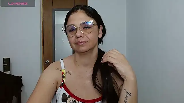 selena ferri online show from March 3, 10:00 am