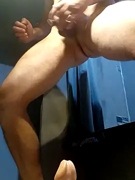 milosek81 online show from November 2, 3:00 am