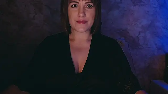 Snapshot of _letty_ chatting on January 9, 9:58 pm letty online show from January 9, 9:58 pm