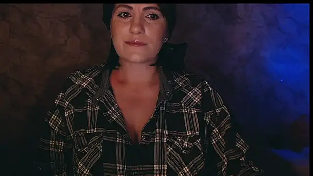 Snapshot of _letty_ chatting on September 10, 10:09 pm letty online show from September 10, 10:09 pm