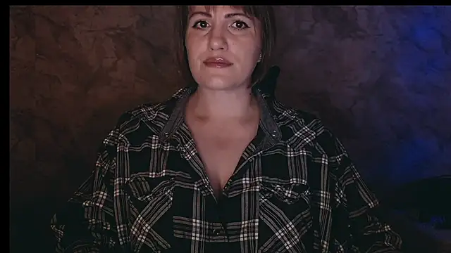 Snapshot of _letty_ chatting on October 28, 10:20 pm letty online show from October 28, 10:20 pm