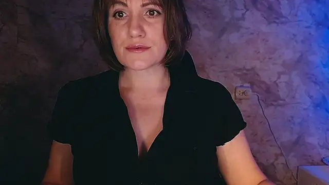 Snapshot of _letty_ chatting on December 19, 8:34 pm letty online show from December 19, 8:34 pm