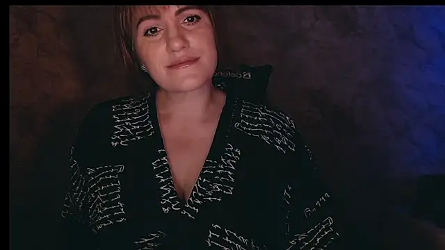 Snapshot of _letty_ chatting on November 1, 10:14 pm letty online show from November 1, 10:14 pm