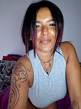 allyson22andy online show from April 29, 5:06 pm