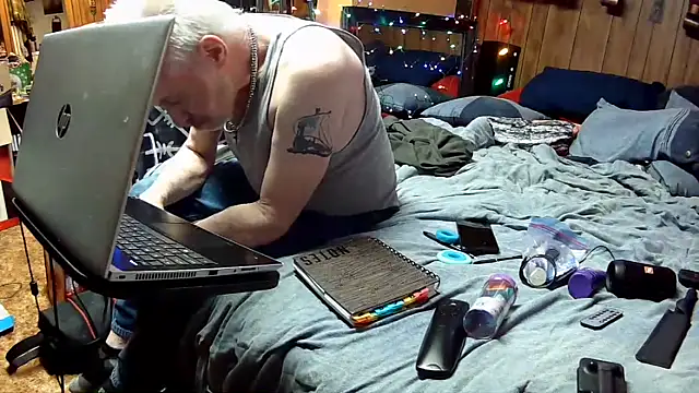 Makowboy online show from December 21, 11:27 pm