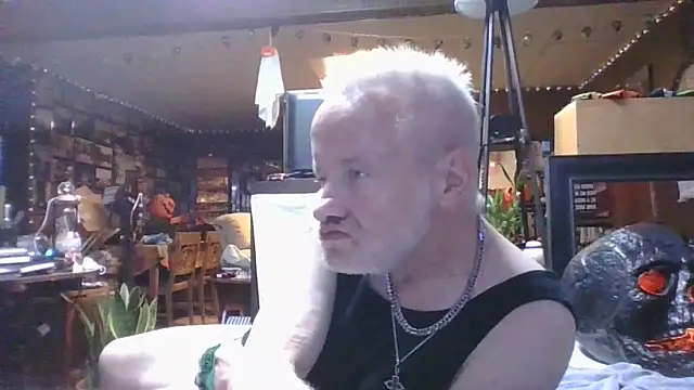 Makowboy online show from October 18, 11:40 pm