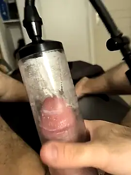 Bigcock18100 online show from December 14, 12:44 pm