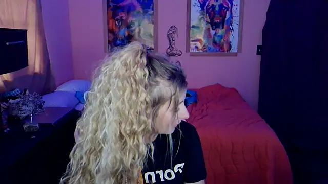 AsiaGoesPro online show from December 18, 5:39 pm