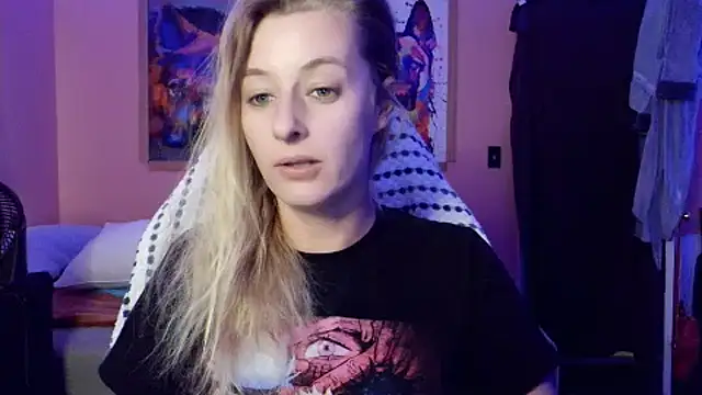 Snapshot of AsiaGoesPro chatting on October 12, 5:14 pm AsiaGoesPro online show from October 12, 5:14 pm