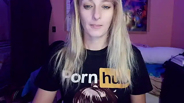 Snapshot of AsiaGoesPro chatting on November 21, 1:10 pm AsiaGoesPro online show from November 21, 1:10 pm