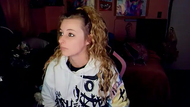 AsiaGoesPro online show from April 7, 12:40 pm