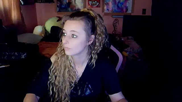 AsiaGoesPro online show from April 4, 4:35 pm