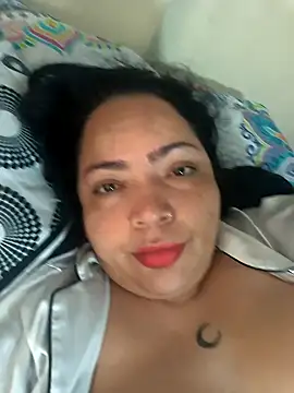 Snapshot of NIKOLE1301 chatting on November 2, 4:01 pm NIKOLE1301 online show from November 2, 4:01 pm