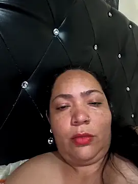 Snapshot of NIKOLE1301 chatting on May 12, 8:48 pm NIKOLE1301 online show from May 12, 8:48 pm