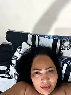 NIKOLE1301 online show from April 16, 9:39 pm