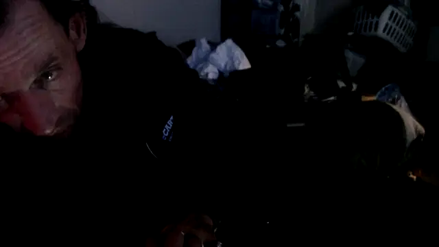 Snapshot of lickthecat chatting on October 11, 11:44 am lickthecat online show from October 11, 11:44 am