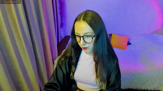 CurlySteph online show from October 1, 10:13 pm