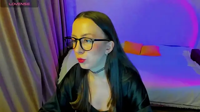 CurlySteph online show from February 19, 8:17 pm