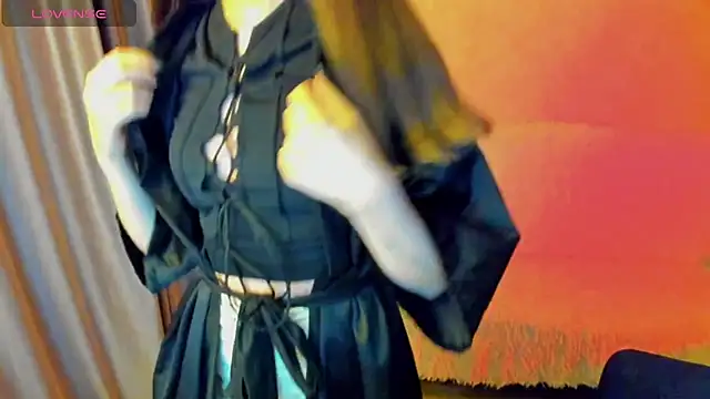 CurlySteph online show from January 10, 2:34 pm