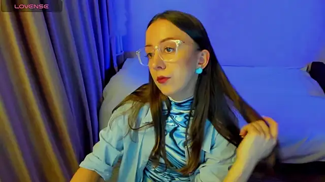 CurlySteph online show from April 15, 6:56 pm