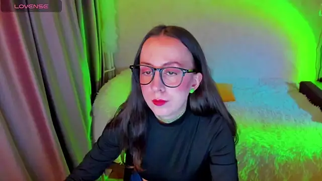 CurlySteph online show from February 11, 7:58 pm