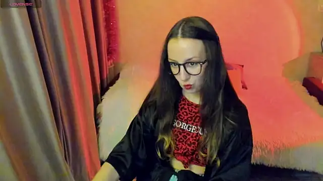 CurlySteph online show from October 20, 7:14 pm