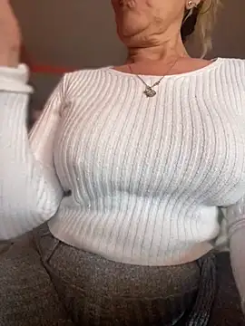 camelia3 online show from February 8, 3:32 pm