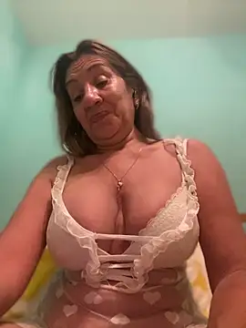 camelia3 online show from May 11, 12:01 am