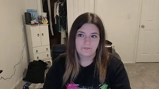 magicsparkles online show from April 3, 1:56 am