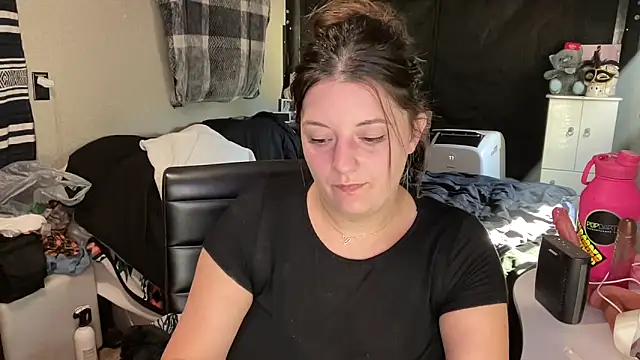 magicsparkles online show from February 3, 8:25 pm