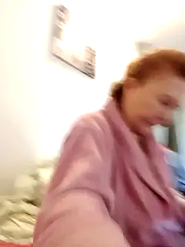 Hottie-Mom online show from September 26, 1:18 pm