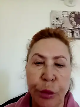 Hottie-Mom online show from May 23, 7:29 am