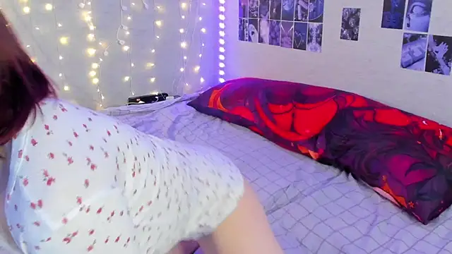 YunaPeace online show from January 31, 3:00 pm