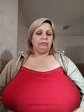 Snapshot of EvaCristal chatting on March 18, 7:22 am EvaCristal online show from March 18, 7:22 am